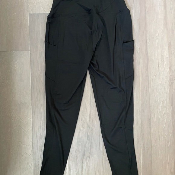 Microfiber Buttery Black Leggings with Pockets SZ L - Picture 9 of 12